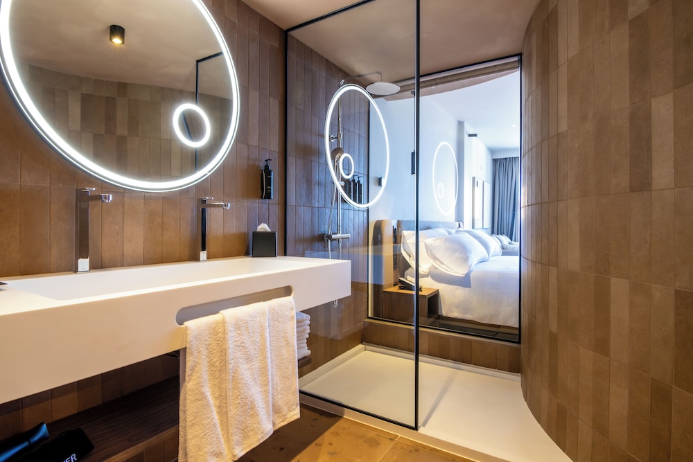 Bahia Principe Escape Tenerife – Hyatt Inclusive Collection — Hotel rooms in Playa Paraiso, Canary Islands