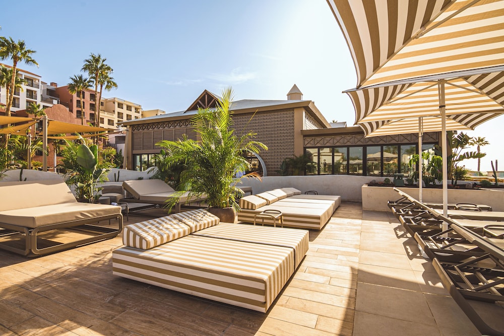 Bahia Principe Escape Tenerife – Hyatt Inclusive Collection — Hotel building in Playa Paraiso, Canary Islands