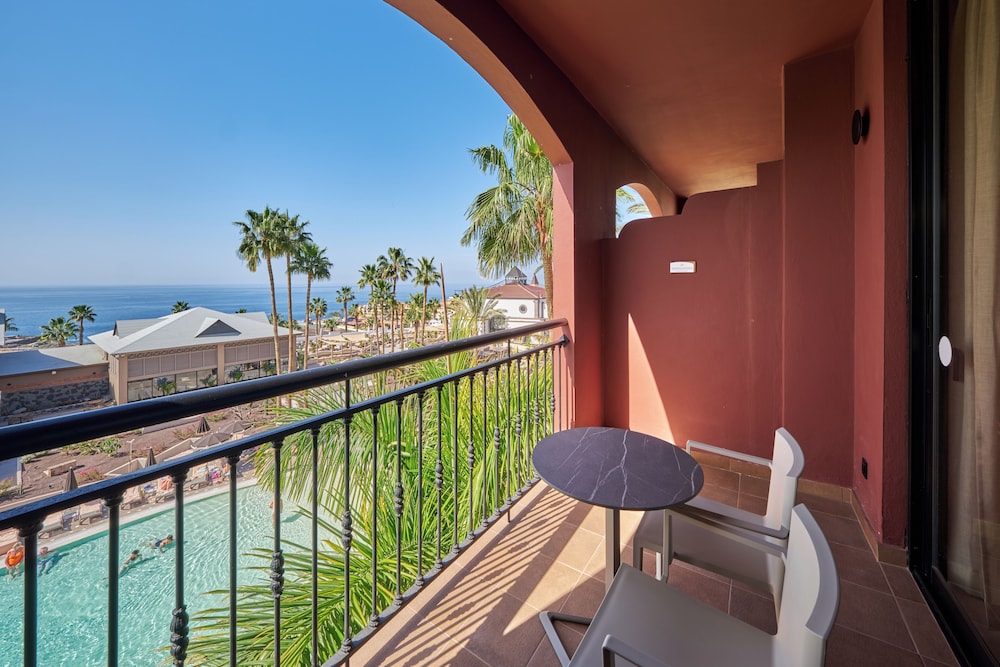 Bahia Principe Escape Tenerife – Hyatt Inclusive Collection — Hotel rooms in Playa Paraiso, Canary Islands