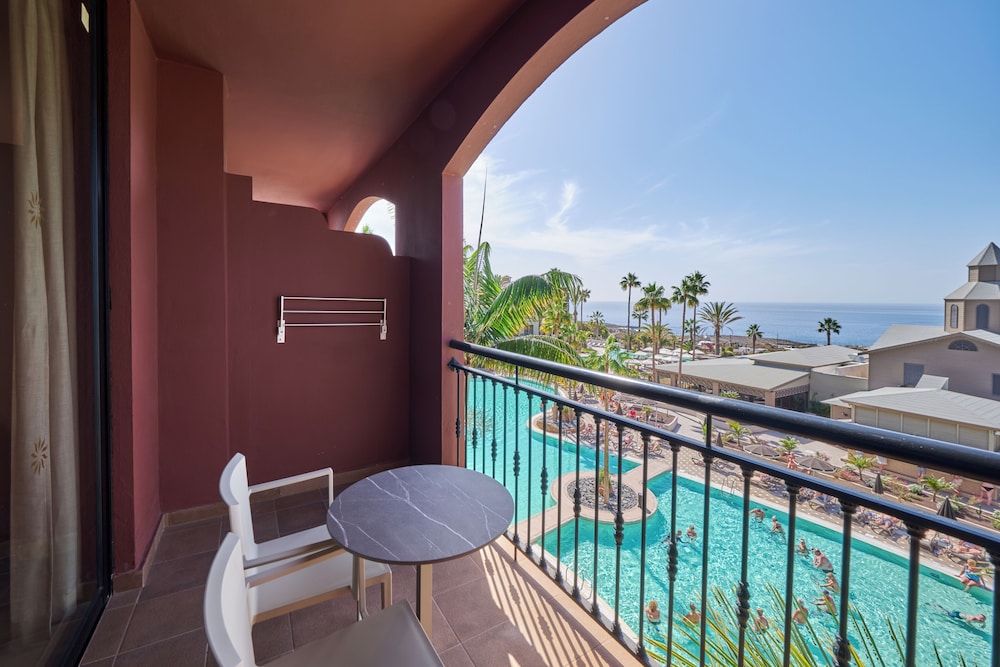 Bahia Principe Escape Tenerife – Hyatt Inclusive Collection — Hotel rooms in Playa Paraiso, Canary Islands