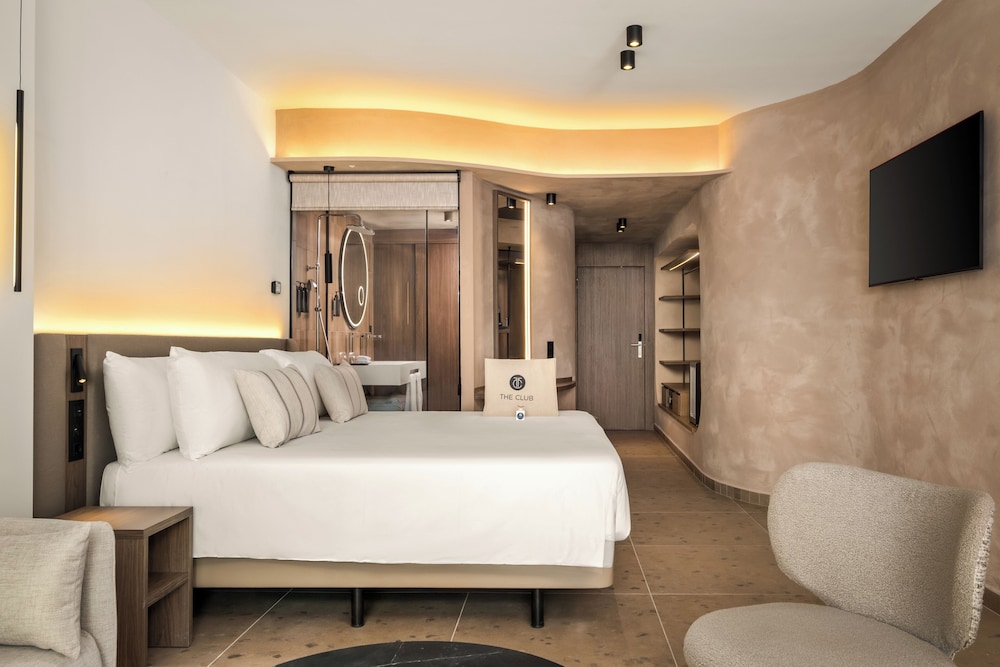 Bahia Principe Escape Tenerife – Hyatt Inclusive Collection — Hotel rooms in Playa Paraiso, Canary Islands