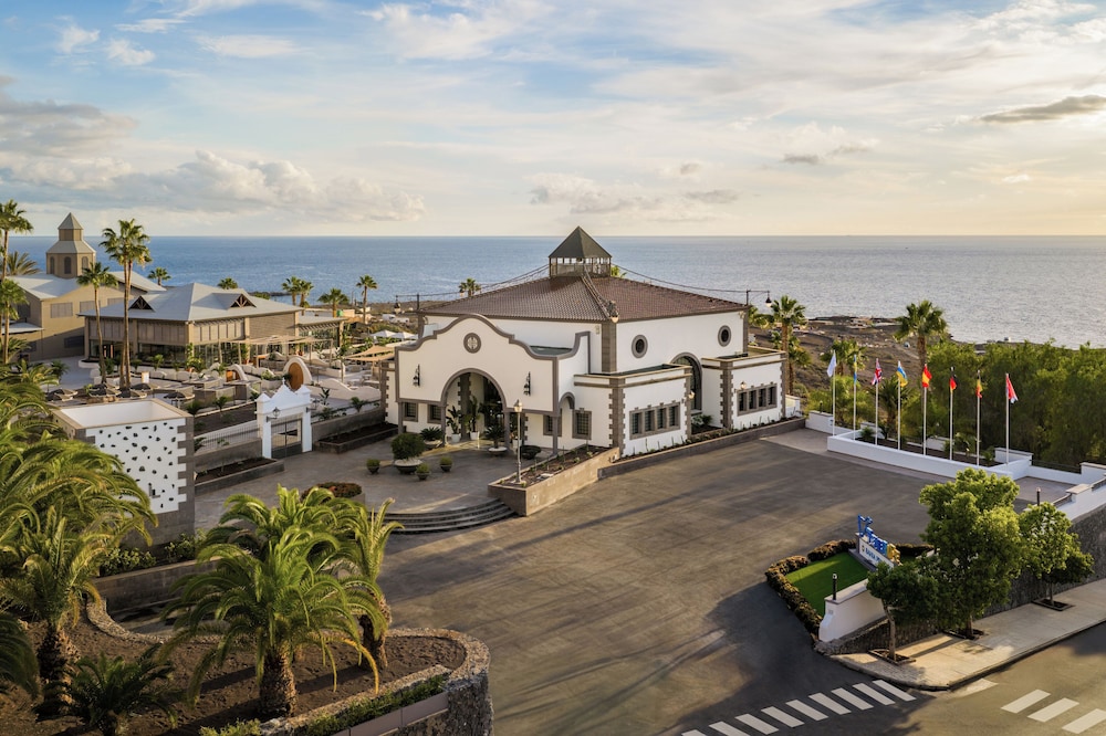 Bahia Principe Escape Tenerife – Hyatt Inclusive Collection