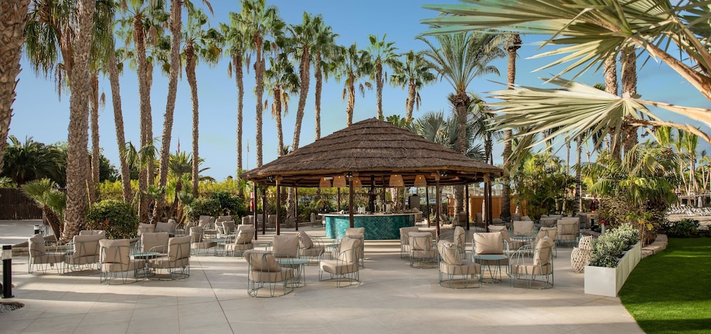 Hotel Maspalomas Princess-All Inclusive — Restaurant & bars in Maspalomas, Canary Islands