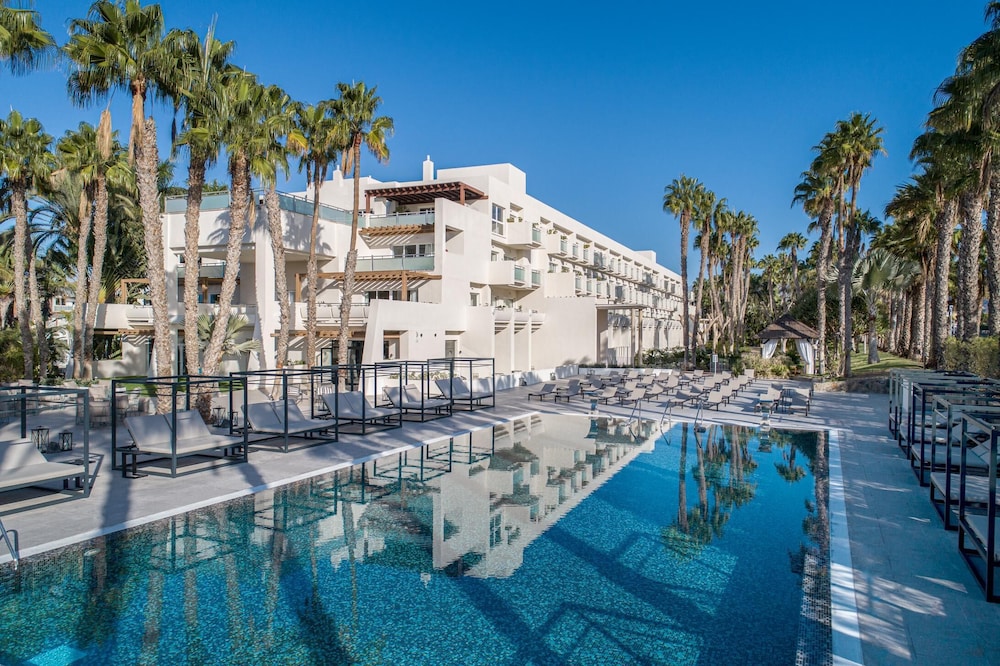 Hotel Maspalomas Princess-All Inclusive — Swimming pool in Maspalomas, Canary Islands