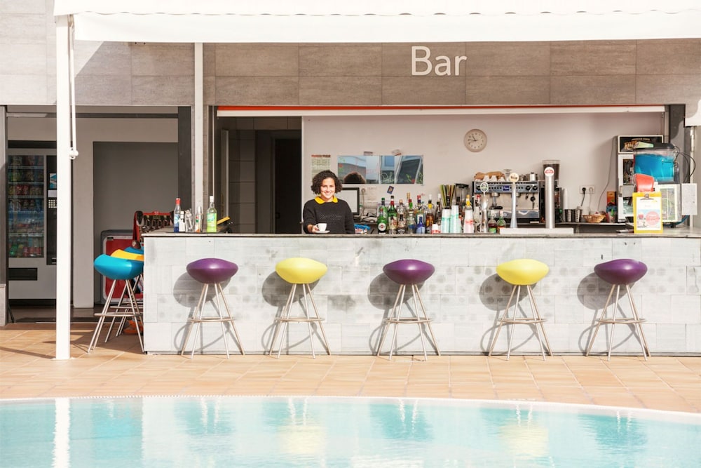 Hotel Plaza Palmeras — Restaurant & bars in Puerto del Carmen, Canary Islands