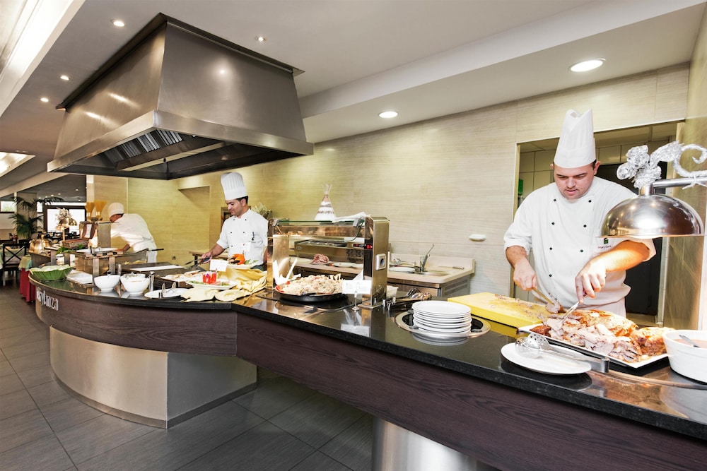 Marylanza Suites & Spa — Restaurant & bars in Playa de las Americas, Canary Islands