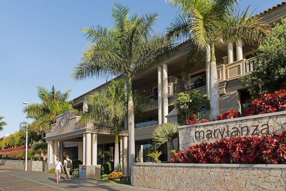 Marylanza Suites & Spa — Hotel building in Playa de las Americas, Canary Islands
