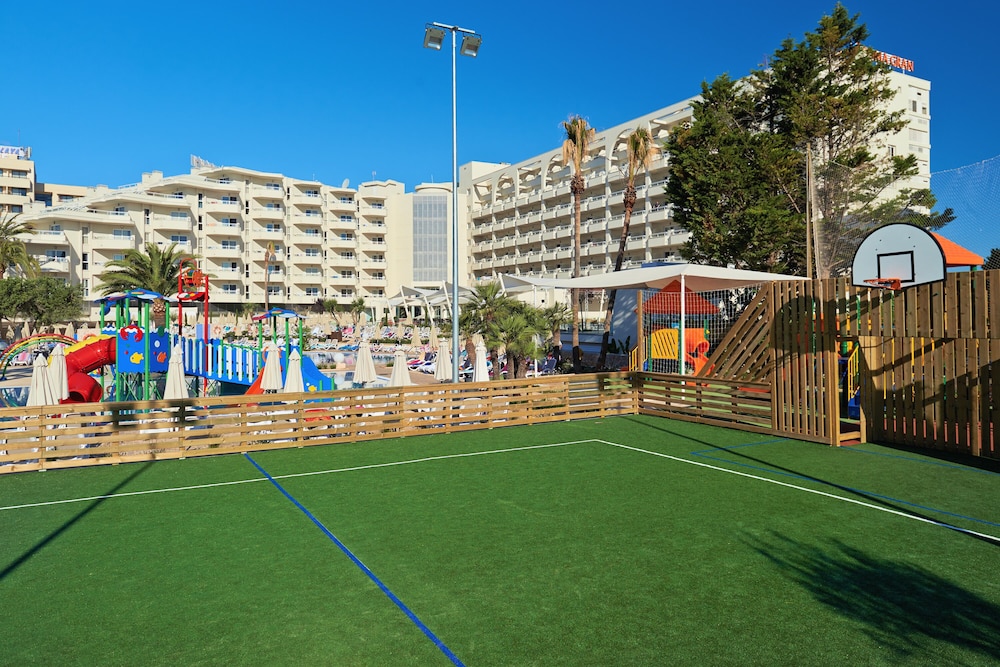 Hipotels Coma Gran Aparthotel — Sports & recreation in Sa Coma, Balearic Islands