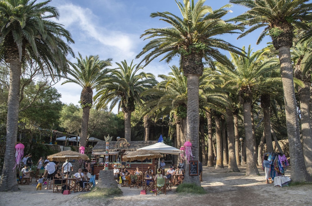 Pierre & Vacances Menorca Cala Blanes — Restaurant & bars in Cala'n Blanes, Balearic Islands