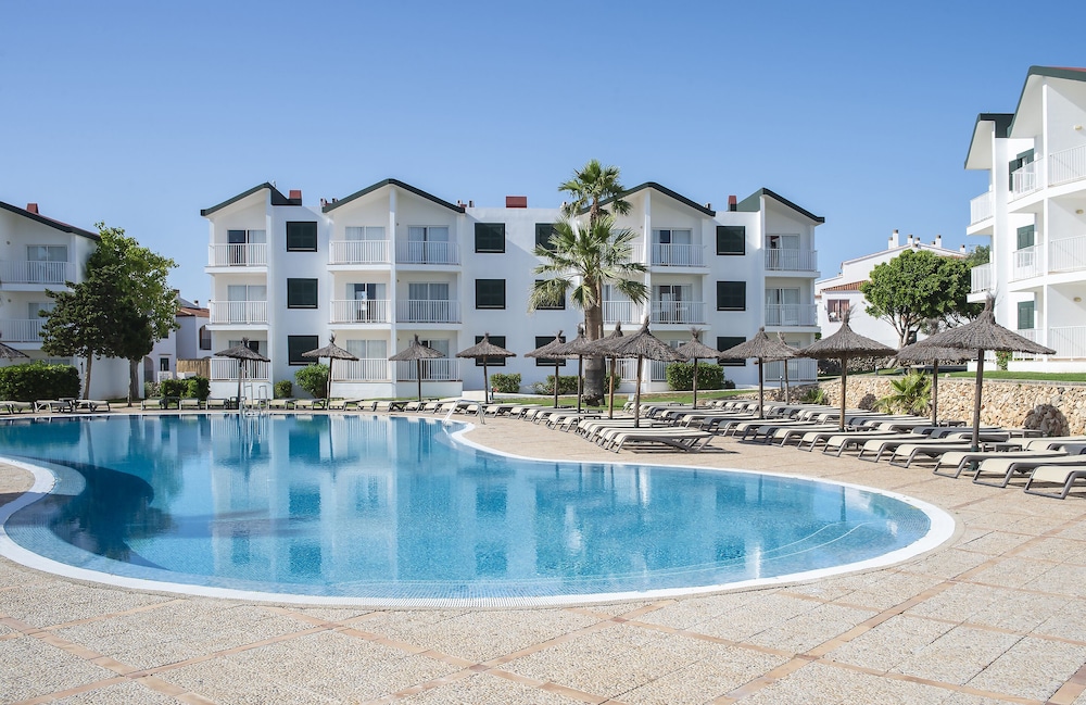 Pierre & Vacances Menorca Cala Blanes — Swimming pool in Cala'n Blanes, Balearic Islands