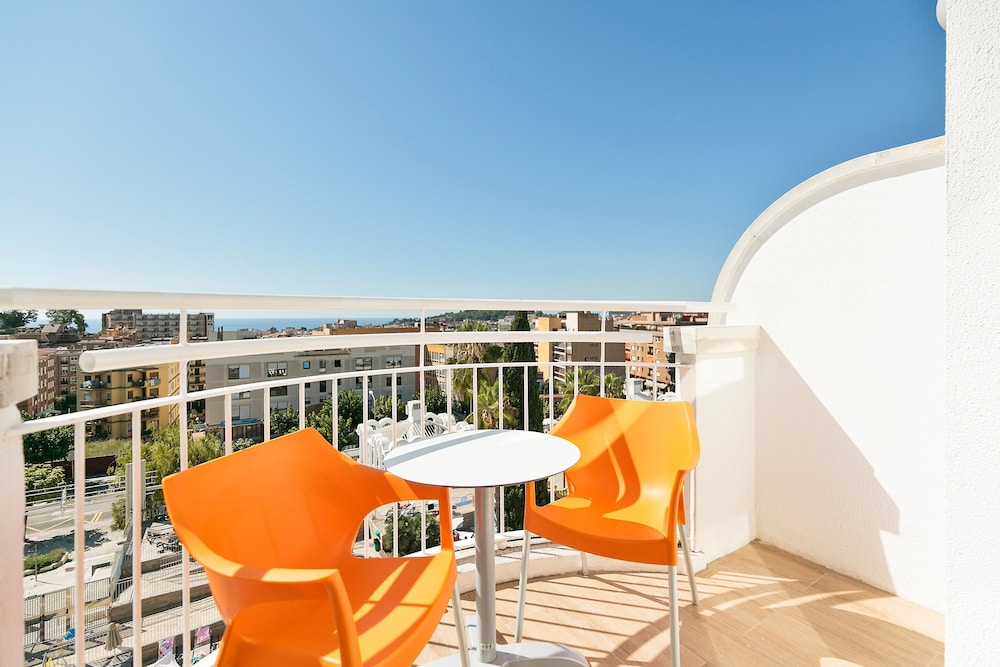 Hotel Best Lloret Splash — Hotel rooms in Lloret de Mar, Catalonia