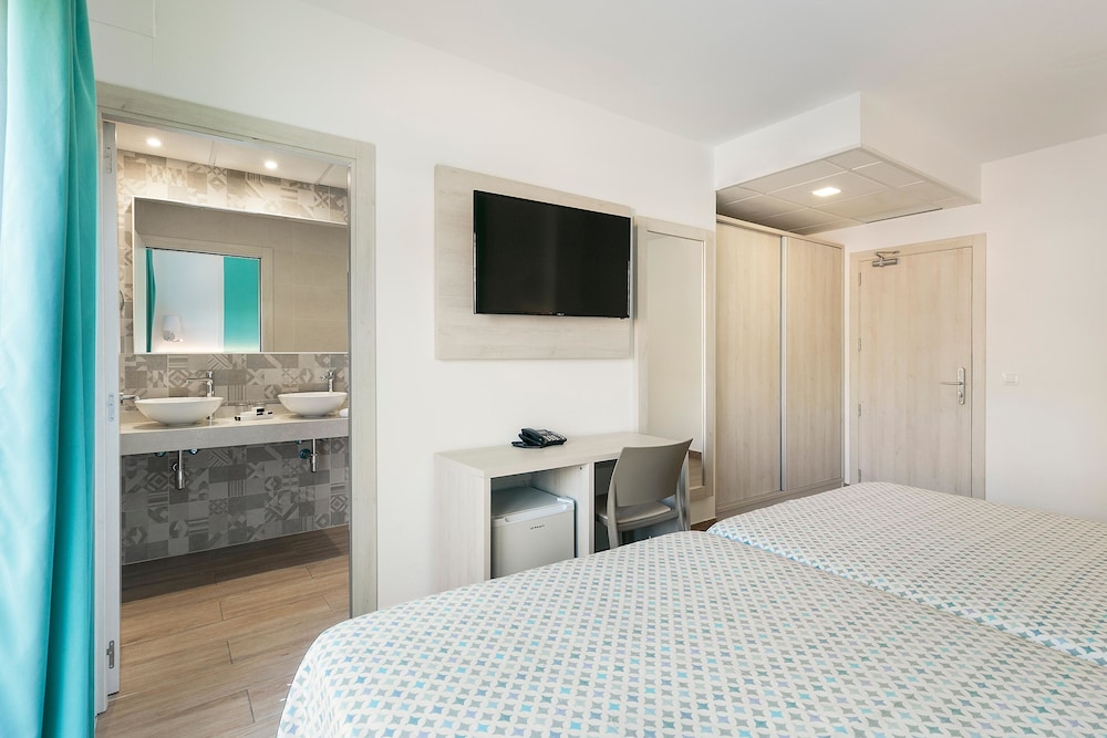Hotel Best Lloret Splash — Hotel rooms in Lloret de Mar, Catalonia