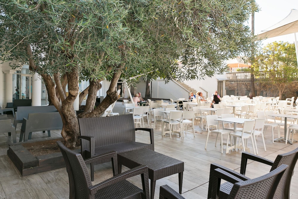 Hotel Best Lloret Splash — Restaurant & bars in Lloret de Mar, Catalonia