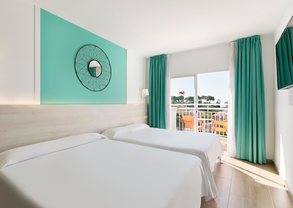 Hotel Best Lloret Splash — Hotel rooms in Lloret de Mar, Catalonia