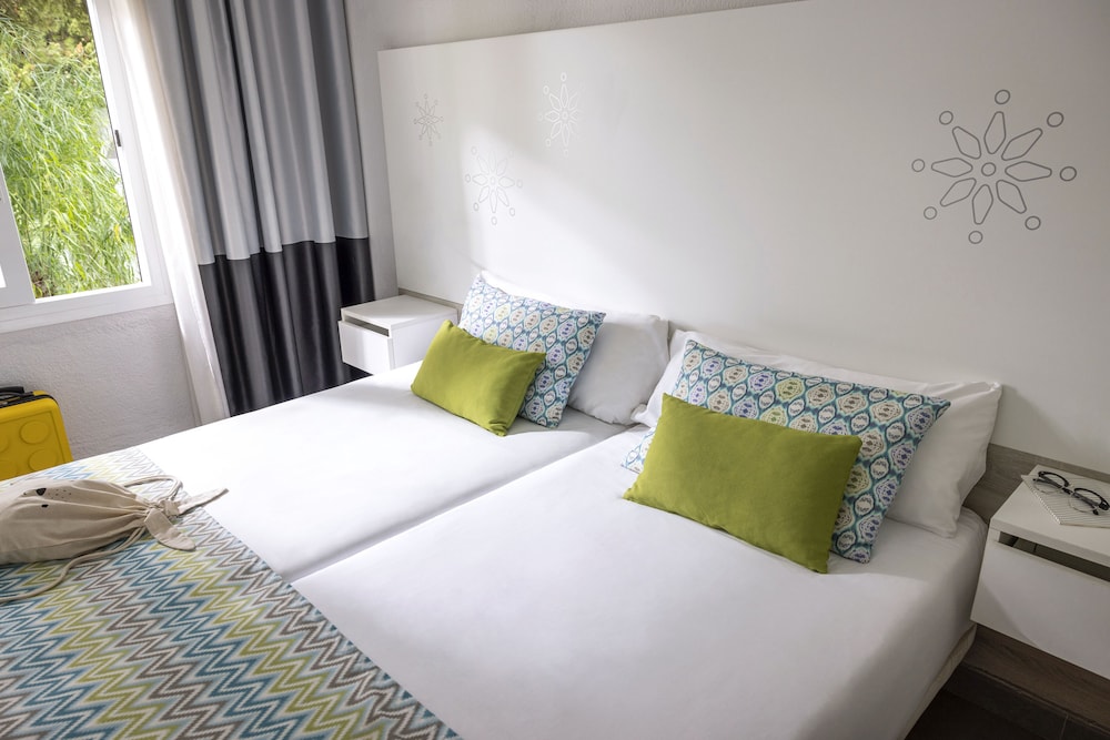 TUI MAGIC LIFE Cala Pada — Hotel rooms in Santa Eulalia, Balearic Islands