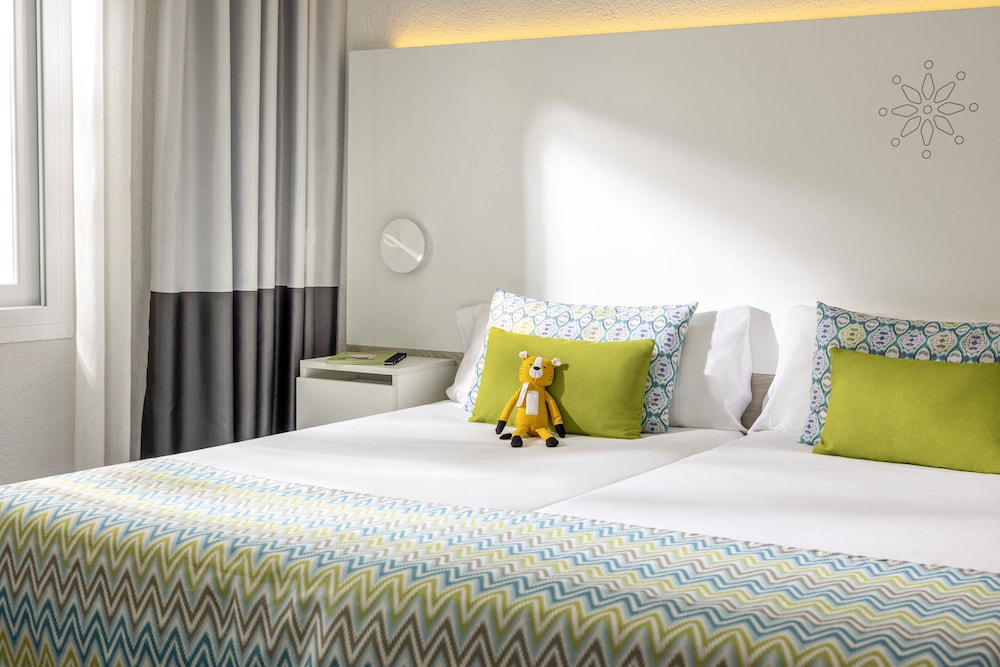 TUI MAGIC LIFE Cala Pada — Hotel rooms in Santa Eulalia, Balearic Islands