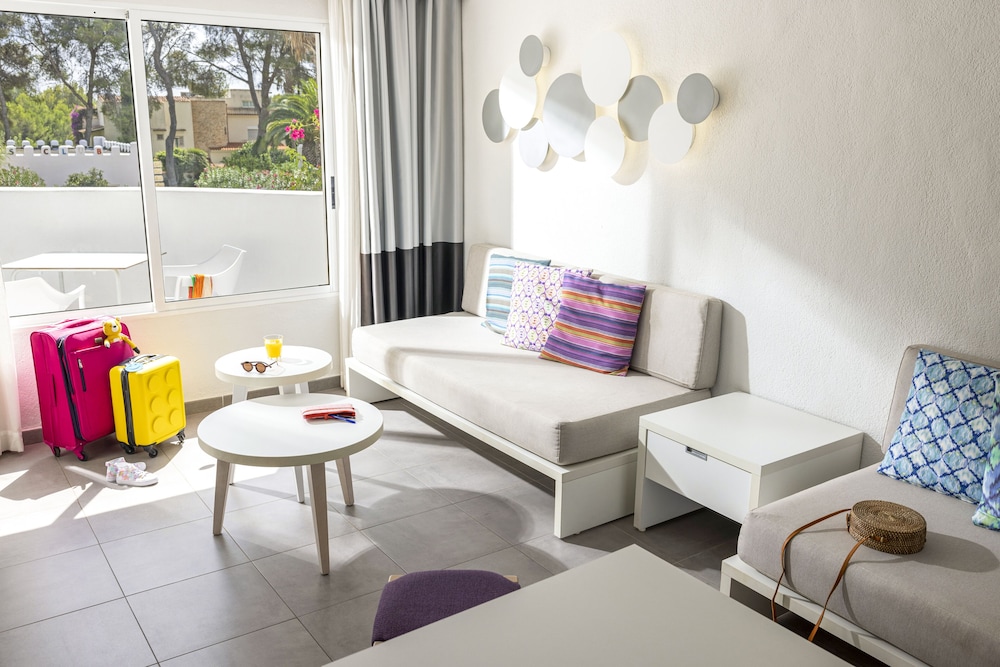 TUI MAGIC LIFE Cala Pada — Hotel rooms in Santa Eulalia, Balearic Islands