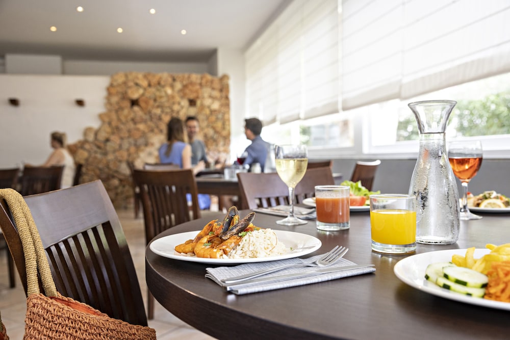 TUI MAGIC LIFE Cala Pada — Restaurant & bars in Santa Eulalia, Balearic Islands