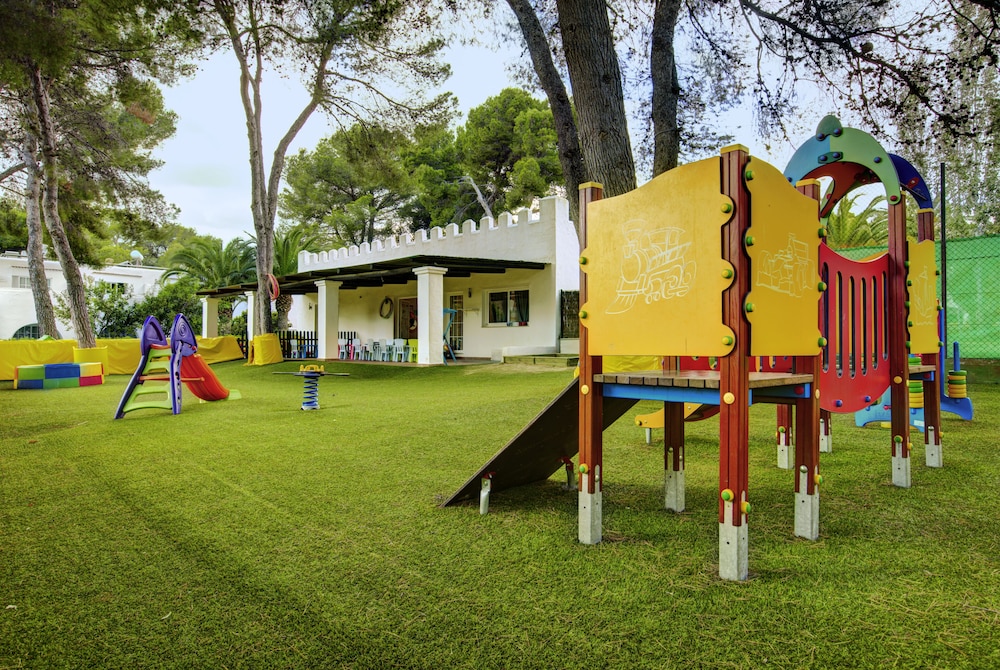 TUI MAGIC LIFE Cala Pada — Attractions for children in Santa Eulalia, Balearic Islands