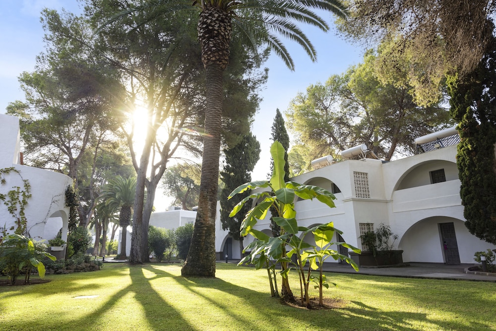TUI MAGIC LIFE Cala Pada — Hotel building in Santa Eulalia, Balearic Islands