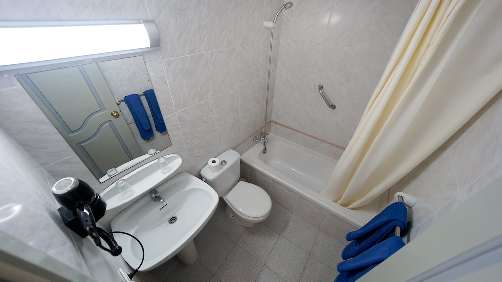 Bungalows Maspalomas Oasis Club — Hotel rooms in Maspalomas, Canary Islands