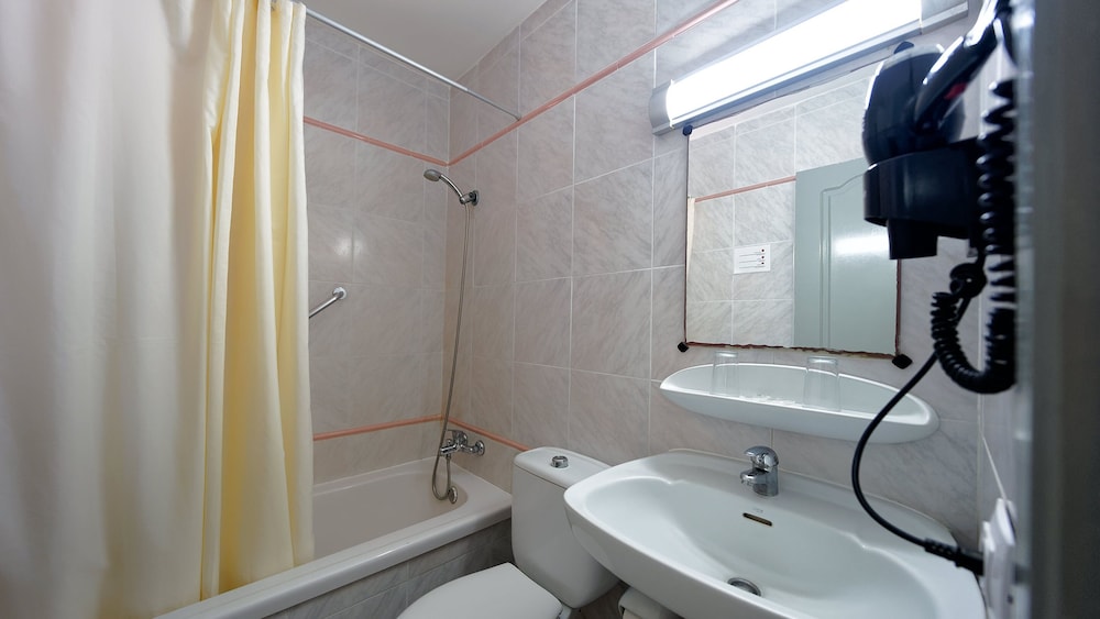 Bungalows Maspalomas Oasis Club — Hotel rooms in Maspalomas, Canary Islands