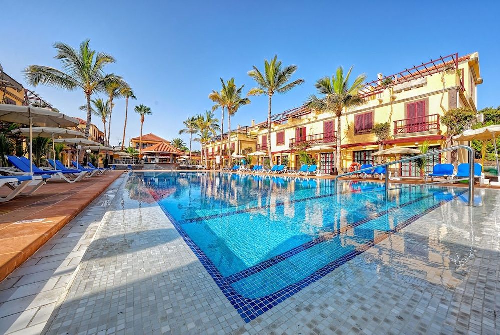 Bungalows Maspalomas Oasis Club image