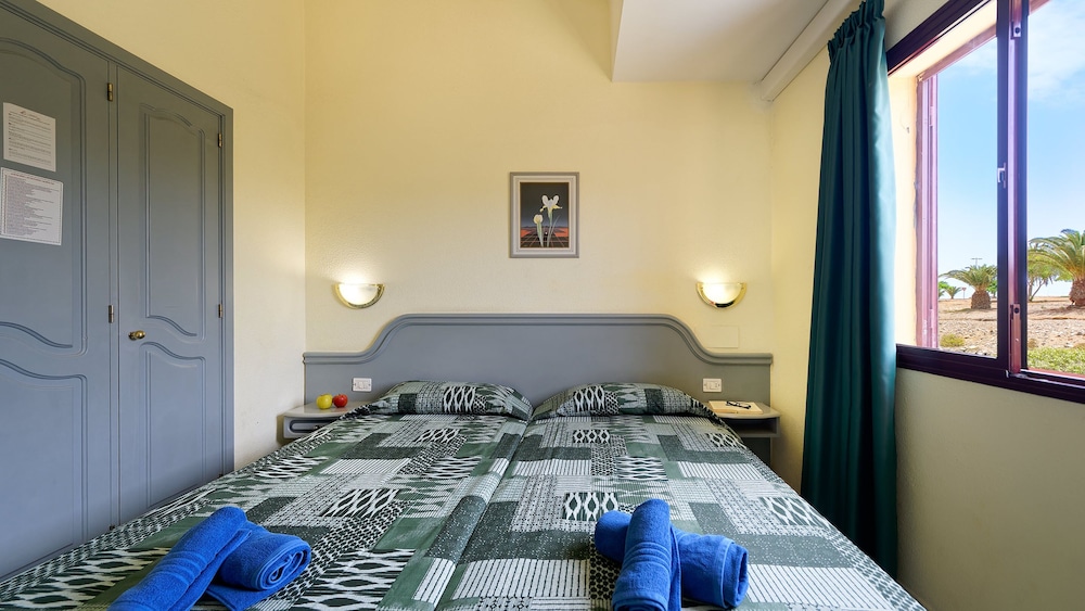 Bungalows Maspalomas Oasis Club — Hotel rooms in Maspalomas, Canary Islands