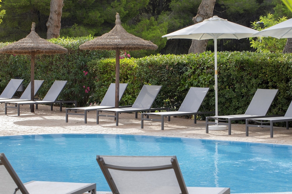 HM Mar Blau Aparthotel — Swimming pool in Sa Coma, Balearic Islands