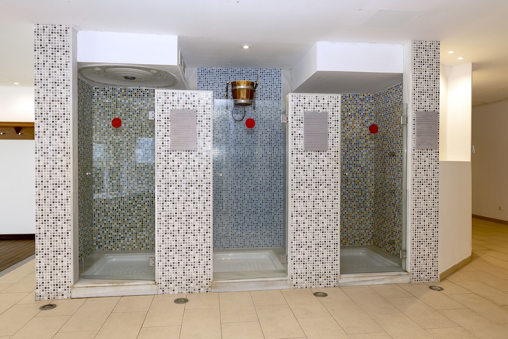 Hotel Club Es Talaial — Facilities in Cala d´Or, Balearic Islands