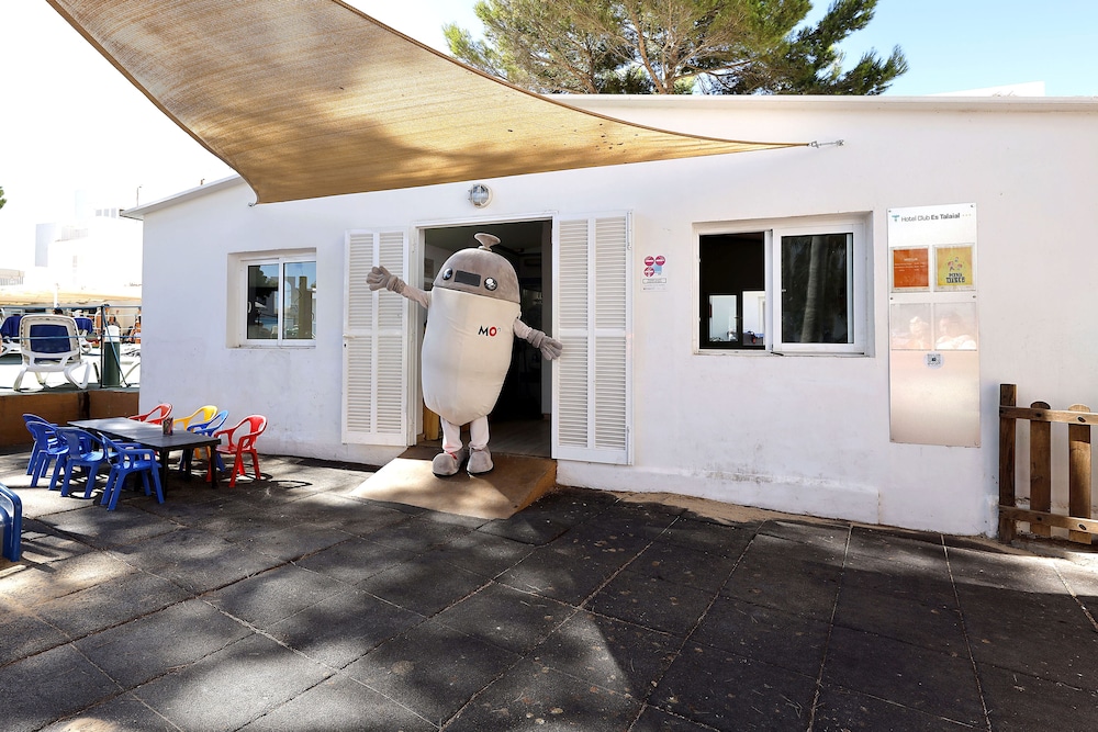 Hotel Club Es Talaial — Facilities in Cala d´Or, Balearic Islands