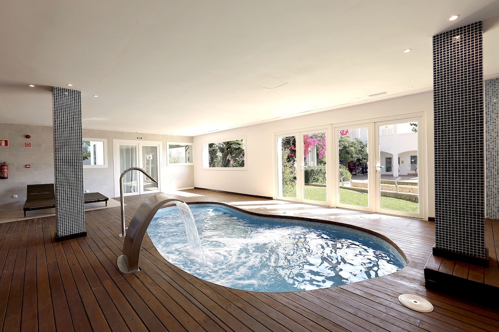 Hotel Club Es Talaial — Facilities in Cala d´Or, Balearic Islands