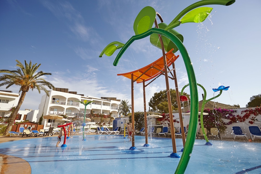 Hotel Club Es Talaial — Pool in Cala d´Or, Balearic Islands
