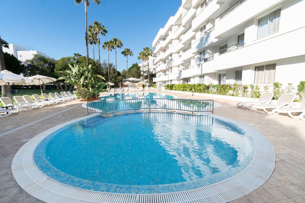 Aparthotel Tropicana