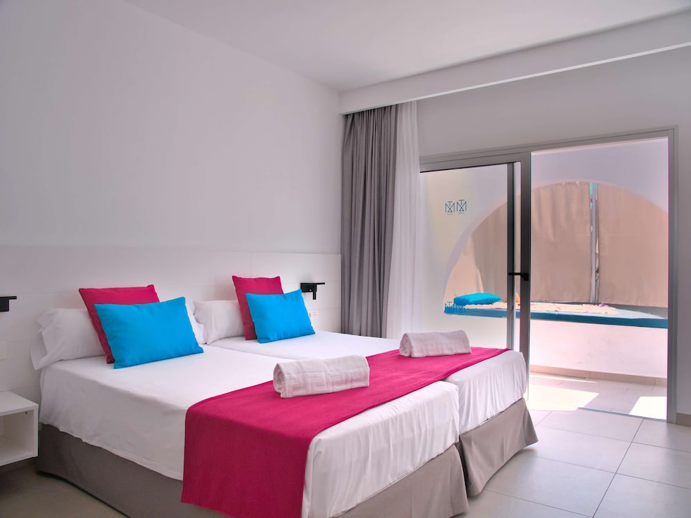 Hotel Taimar — Hotel rooms in Costa Calma, Canary Islands