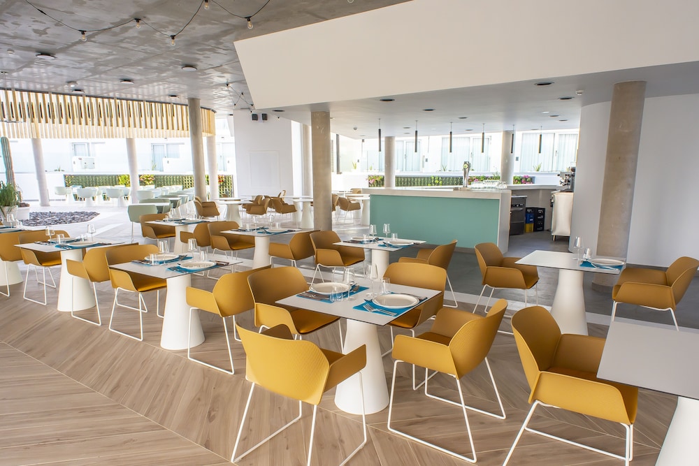 Hotel Taimar — Restaurant & bars in Costa Calma, Canary Islands