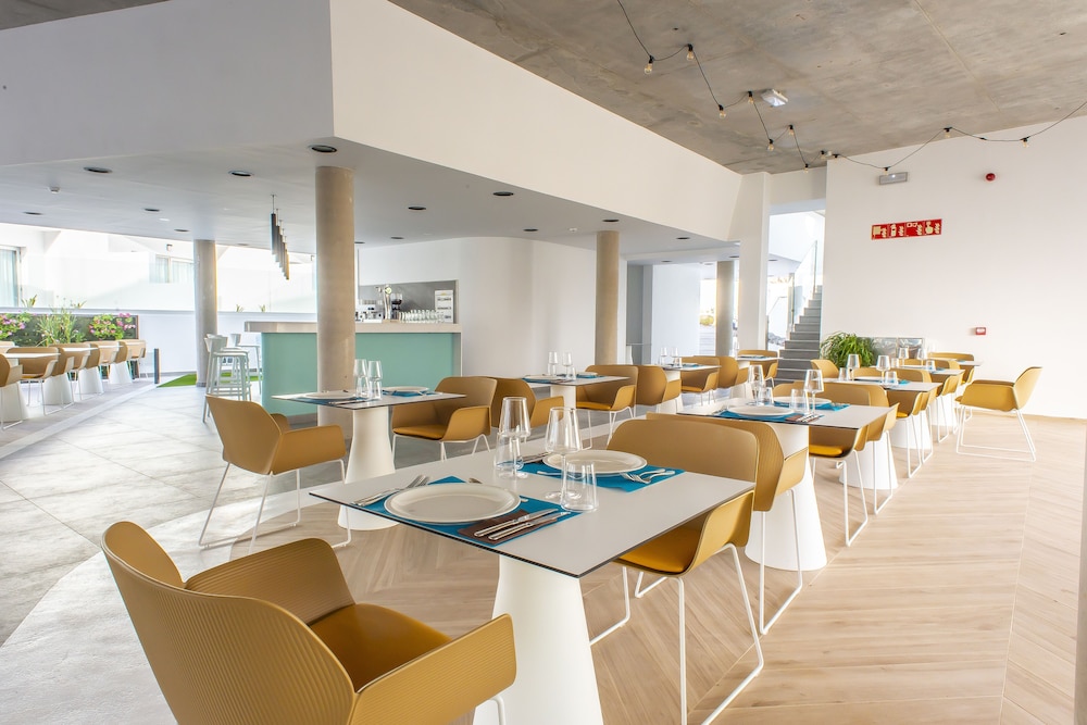 Hotel Taimar — Restaurant & bars in Costa Calma, Canary Islands