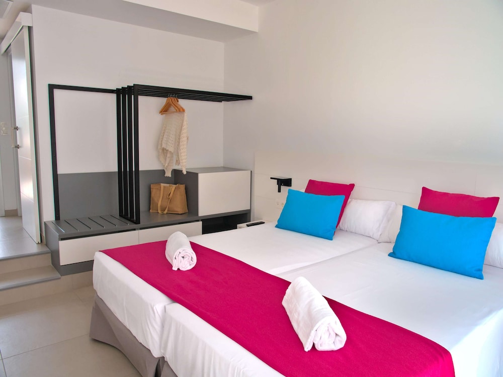 Hotel Taimar — Hotel rooms in Costa Calma, Canary Islands