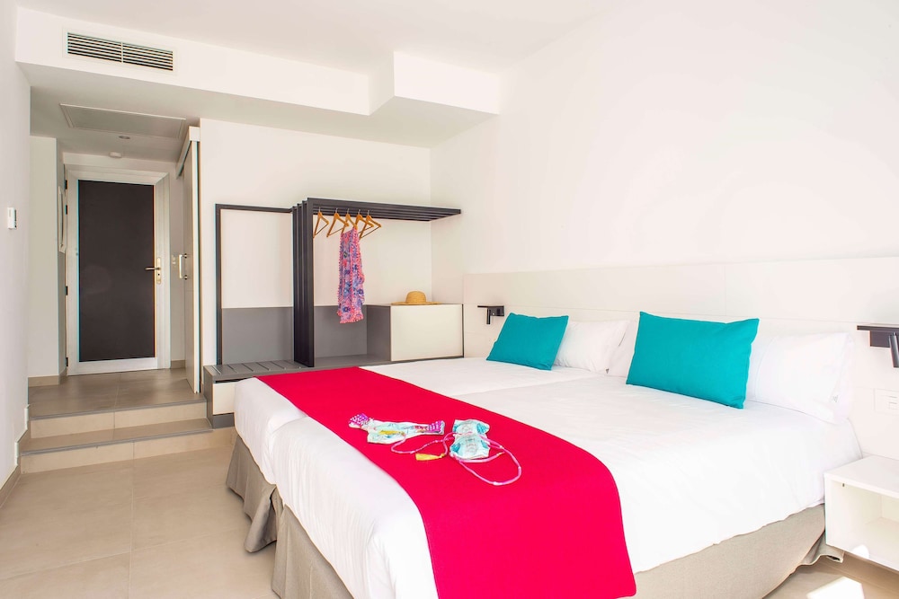Hotel Taimar — Hotel rooms in Costa Calma, Canary Islands