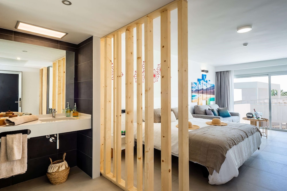 Hotel Taimar — Hotel rooms in Costa Calma, Canary Islands