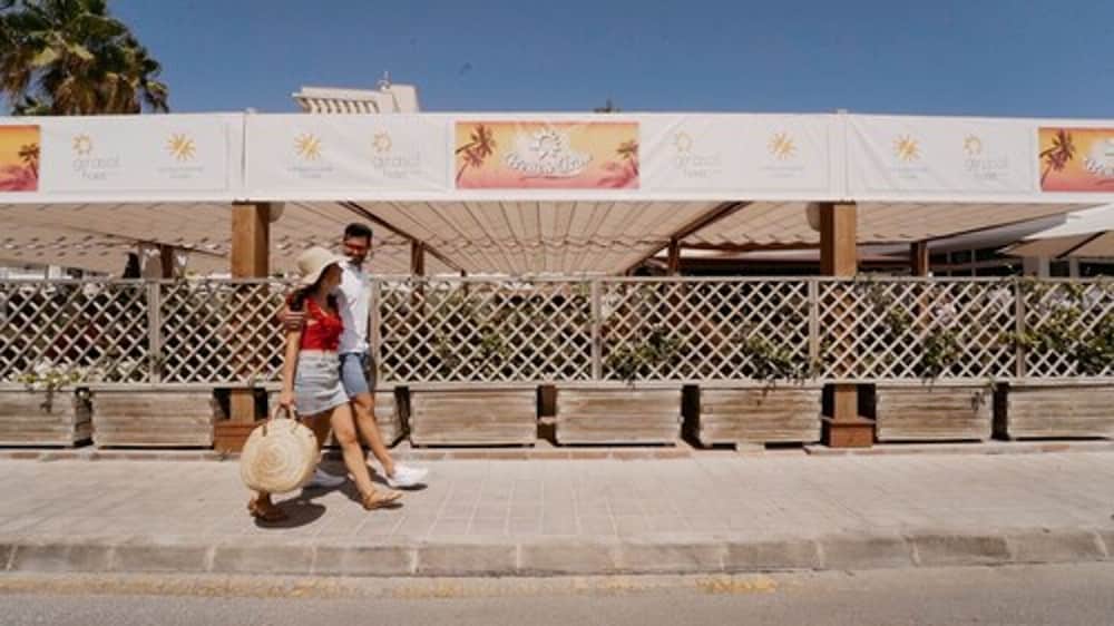 Hotel Girasol — Restaurant & bars in Cala Millor, Balearic Islands