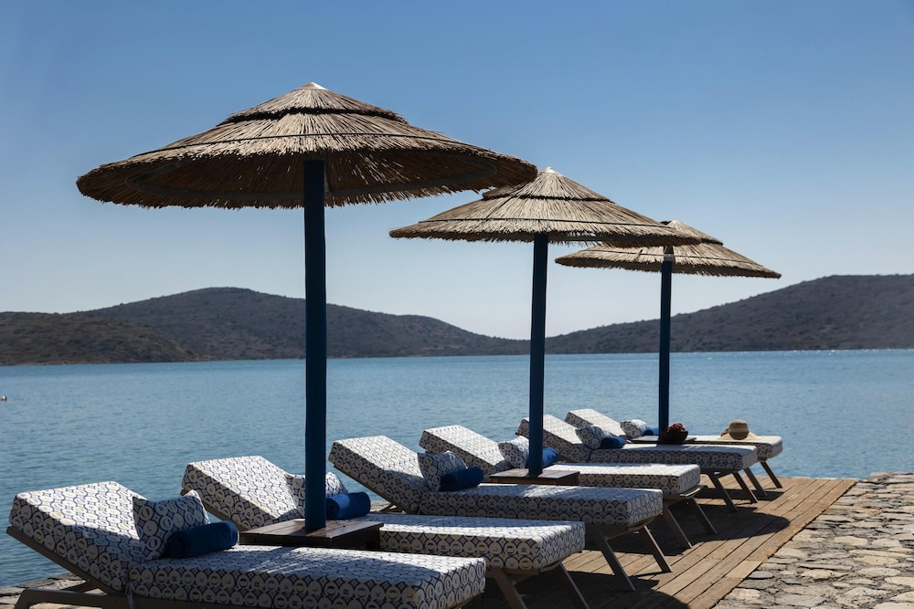 Domes Aulus Elounda Resort, Curio Collection by Hilton - All inclusive — Beach in Elounda