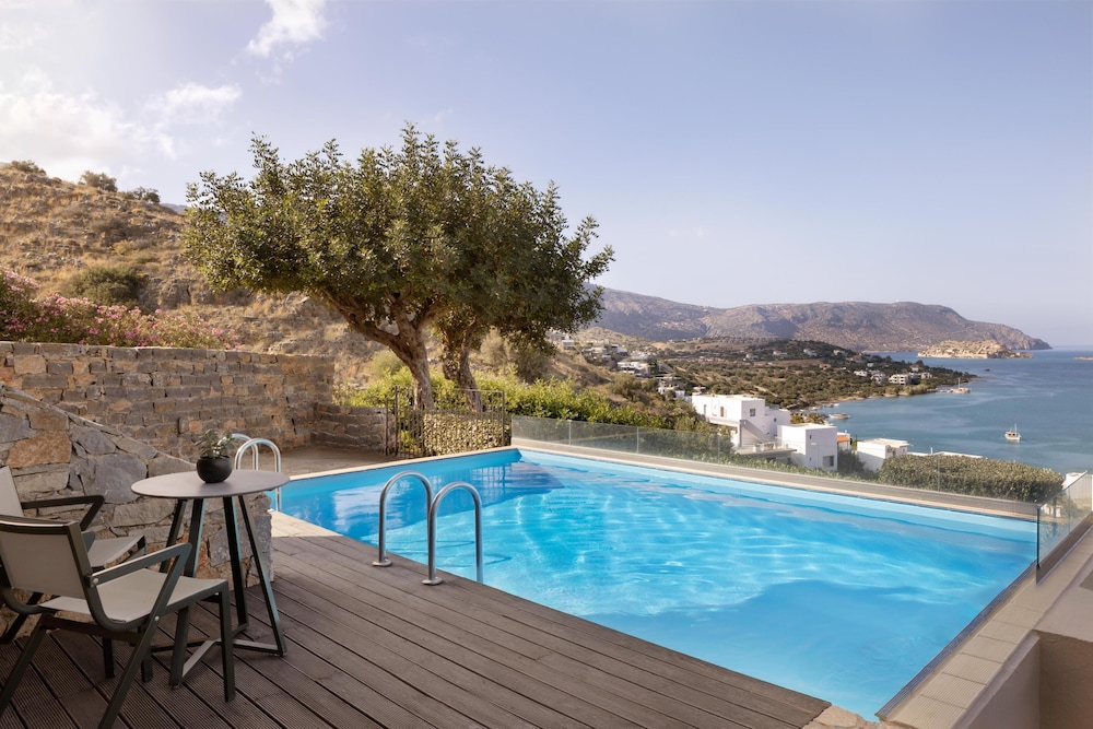 Domes Aulus Elounda Resort, Curio Collection by Hilton - All inclusive — Swimming pool in Elounda
