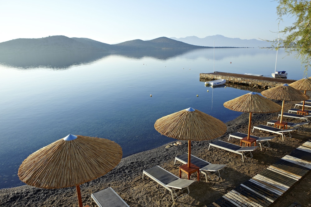 Domes Aulus Elounda Resort, Curio Collection by Hilton - All inclusive — Beach in Elounda