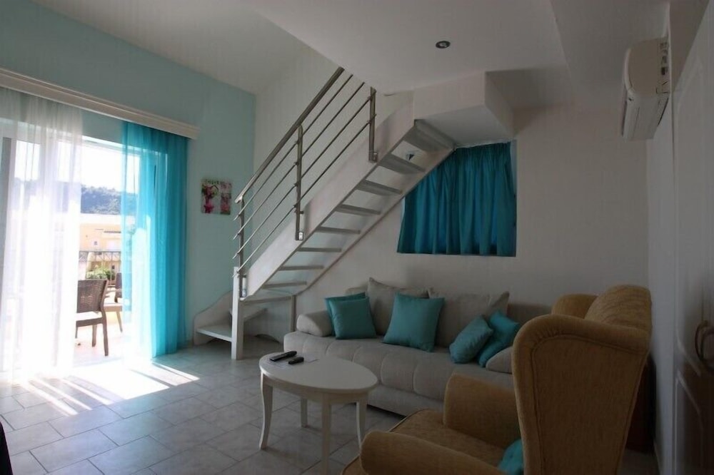 Aqualand Resort — Hotel rooms in Agios Ioannis Parelia, Ionian Islands