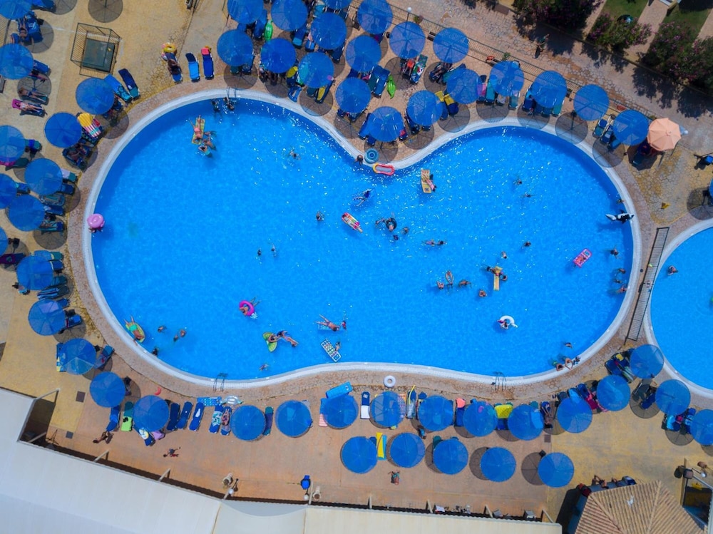 Aqualand Resort — Swimming pool in Agios Ioannis Parelia, Ionian Islands