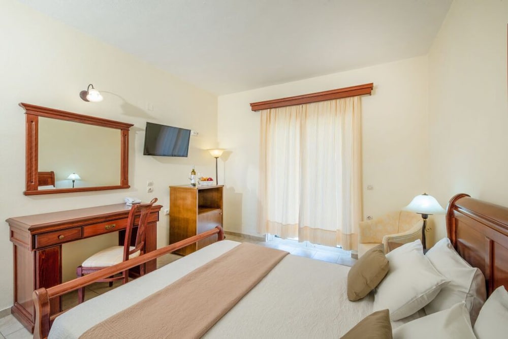 Aqualand Resort — Hotel rooms in Agios Ioannis Parelia, Ionian Islands