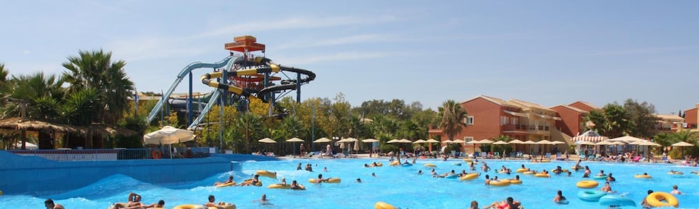 Aqualand Resort — Swimming pool in Agios Ioannis Parelia, Ionian Islands