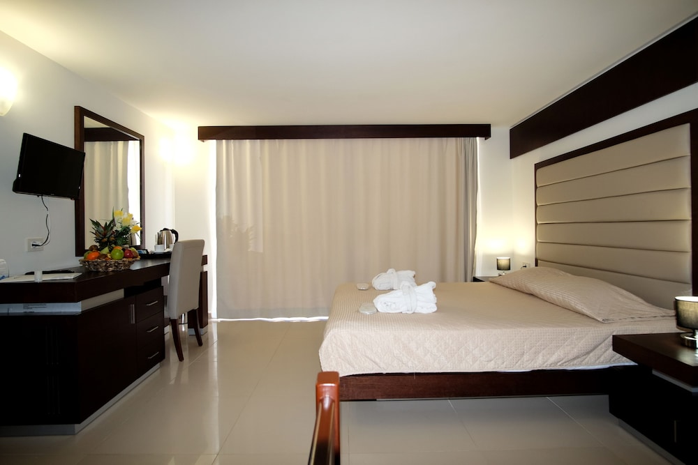 Galini Sea View — Rooms in Chania