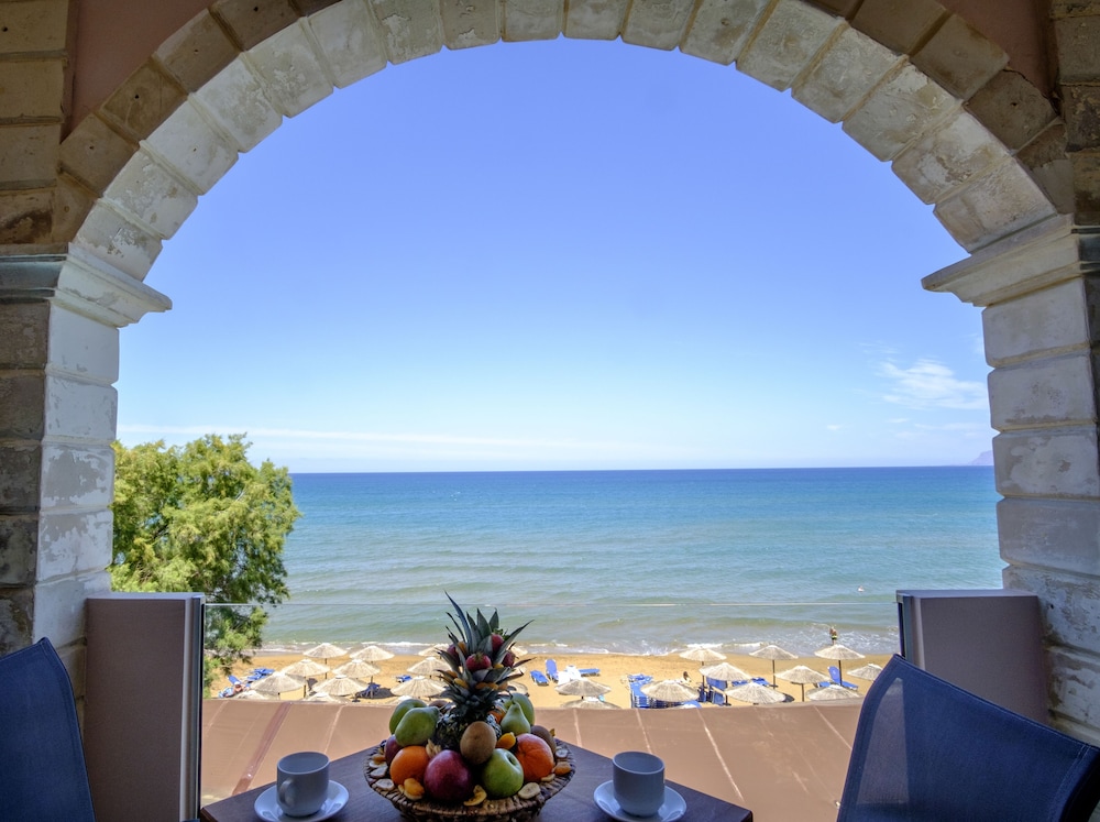 Galini Sea View — Rooms in Chania